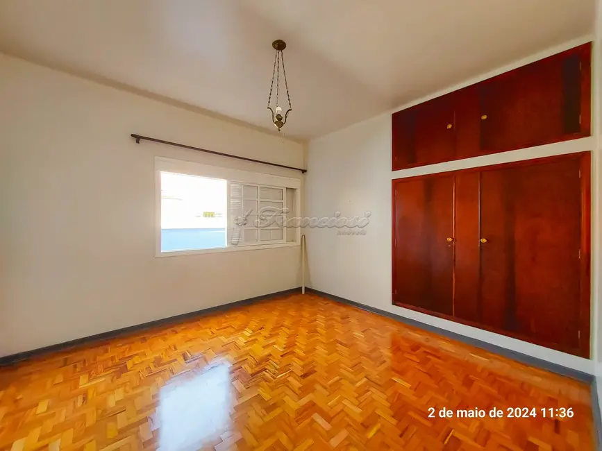 Foto 5 de Casa com 3 quartos para alugar, 188m2 em Centro, Itapetininga - SP