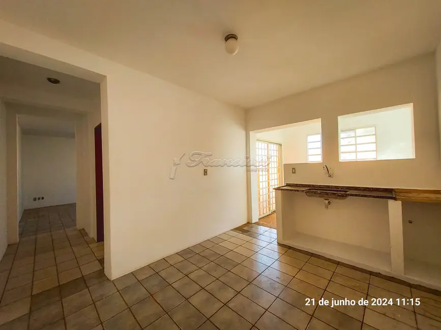 Casa com 3 quartos para alugar, 148m2 em Vila Nova Itapetininga, Itapetininga - SP - imagem 6 Foto 6 de Casa com 3 quartos para alugar, 148m2 em Vila Nova Itapetininga, Itapetininga - SP