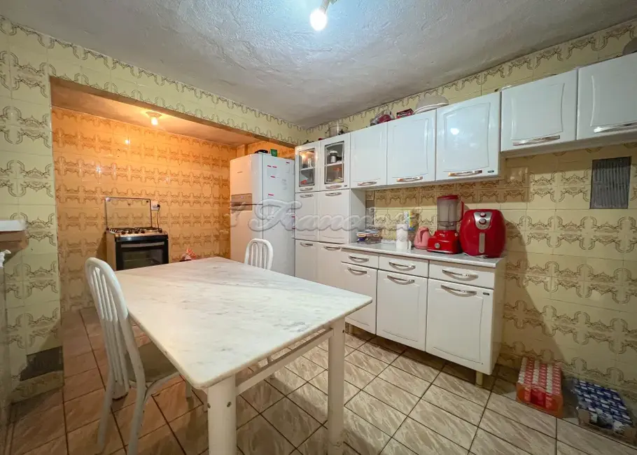 Casa com 6 quartos à venda, 199m2 em Parque da Lagoa, Itapetininga - SP - imagem 5 Foto 5 de Casa com 6 quartos à venda, 199m2 em Parque da Lagoa, Itapetininga - SP