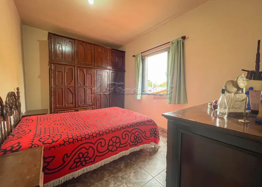 Casa com 6 quartos à venda, 199m2 em Parque da Lagoa, Itapetininga - SP - imagem 6 Foto 6 de Casa com 6 quartos à venda, 199m2 em Parque da Lagoa, Itapetininga - SP