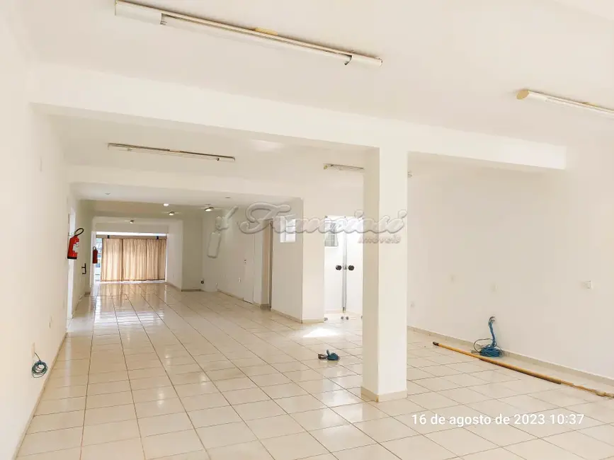Prédio Inteiro para alugar, 210m2 em Centro, Itapetininga - SP - imagem 6 Foto 6 de Prédio Inteiro para alugar, 210m2 em Centro, Itapetininga - SP