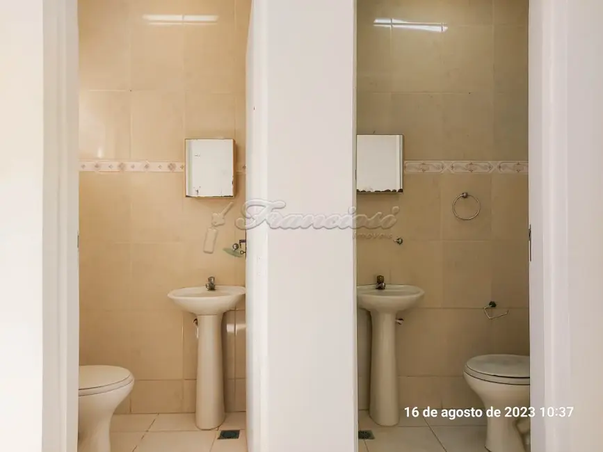 Prédio Inteiro para alugar, 210m2 em Centro, Itapetininga - SP - imagem 8 Foto 8 de Prédio Inteiro para alugar, 210m2 em Centro, Itapetininga - SP