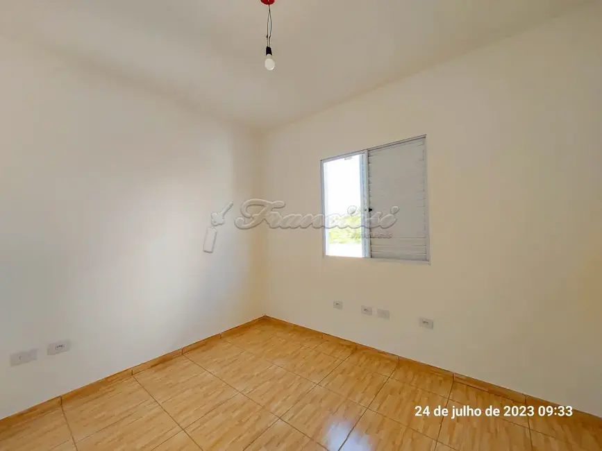 Casa com 3 quartos para alugar, 150m2 em Itapetininga - SP - imagem 6 Foto 6 de Casa com 3 quartos para alugar, 150m2 em Itapetininga - SP
