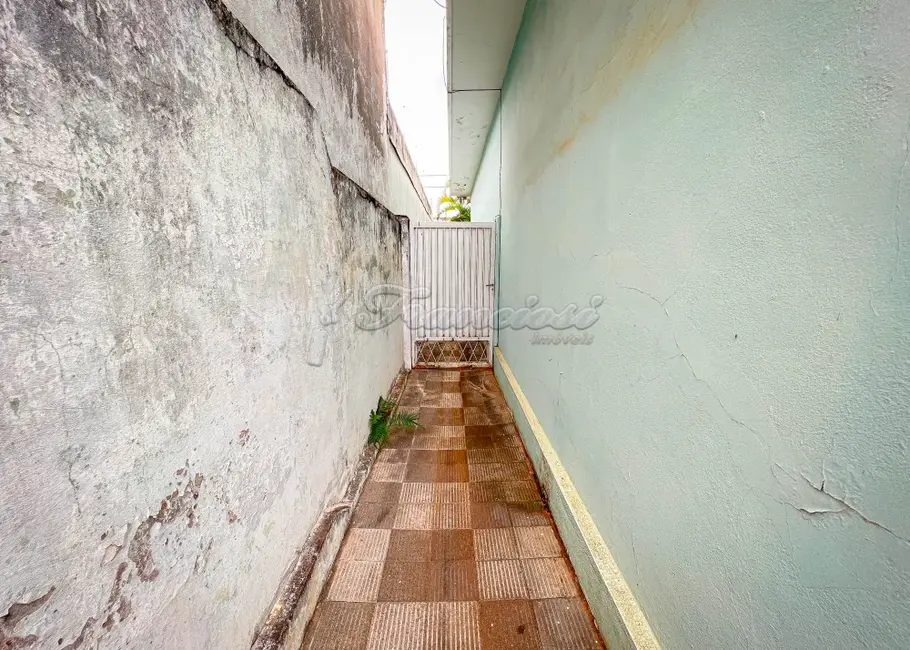 Foto 13 de Casa à venda, 18m2 em Vila Maria, Itapetininga - SP