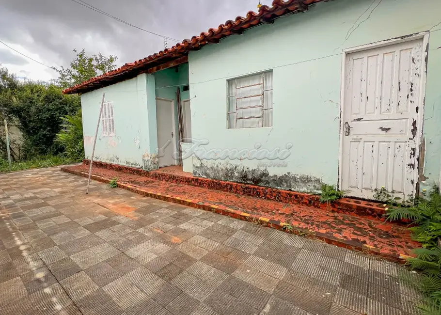 Foto 16 de Casa à venda, 18m2 em Vila Maria, Itapetininga - SP