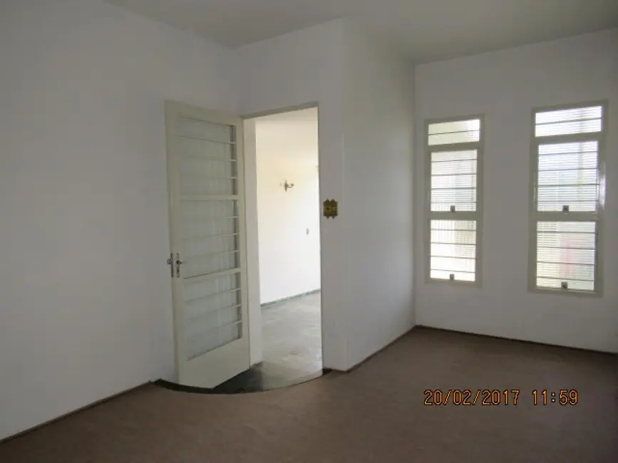 Casa com 2 quartos à venda, 300m2 em Vila Vendramini, Itapetininga - SP - imagem 5 Foto 5 de Casa com 2 quartos à venda, 300m2 em Vila Vendramini, Itapetininga - SP