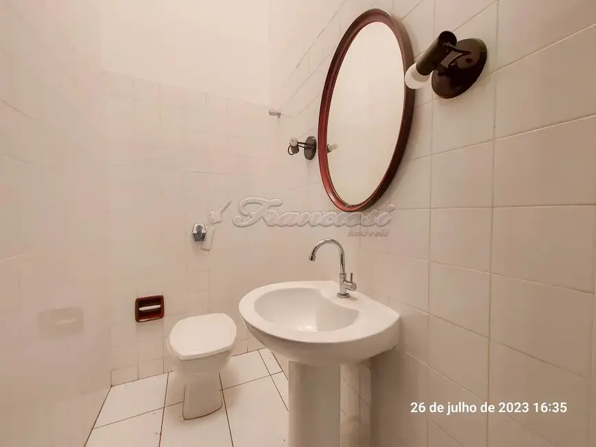 Foto 4 de Casa com 4 quartos para alugar, 370m2 em Centro, Itapetininga - SP