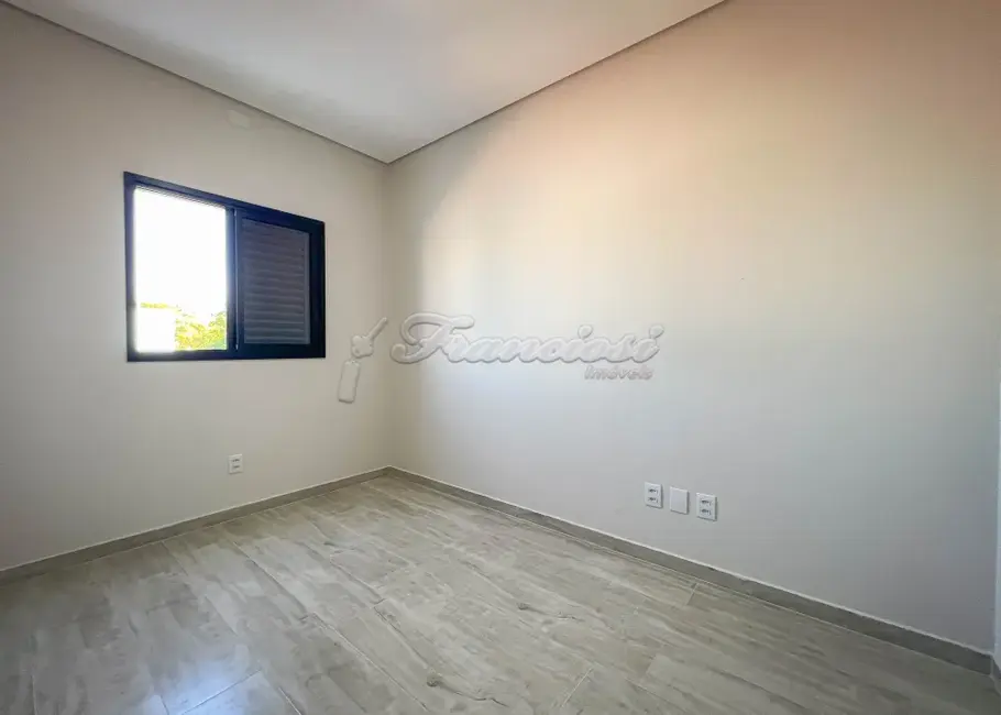 Casa de Condomínio com 3 quartos à venda, 136m2 em Jardim Marabá, Itapetininga - SP - imagem 8 Foto 8 de Casa de Condomínio com 3 quartos à venda, 136m2 em Jardim Marabá, Itapetininga - SP