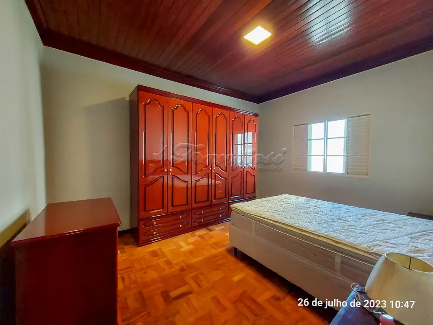 Foto 5 de Casa com 3 quartos para alugar, 176m2 em Centro, Itapetininga - SP