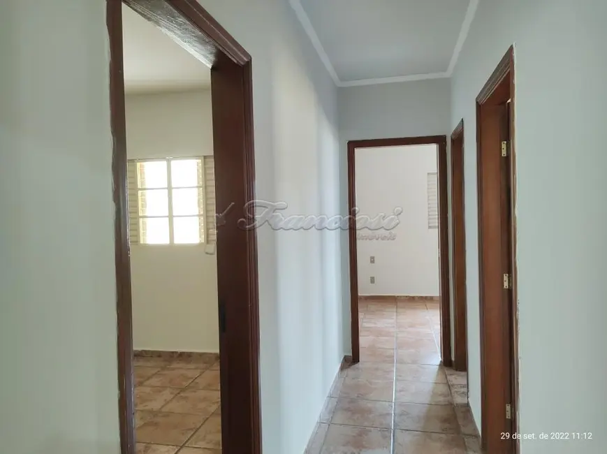Foto 3 de Casa com 3 quartos à venda, 151m2 em Vila Rio Branco, Itapetininga - SP