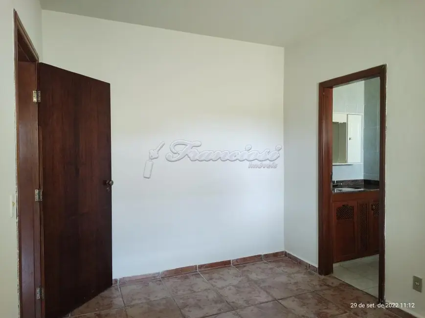 Foto 5 de Casa com 3 quartos à venda, 151m2 em Vila Rio Branco, Itapetininga - SP