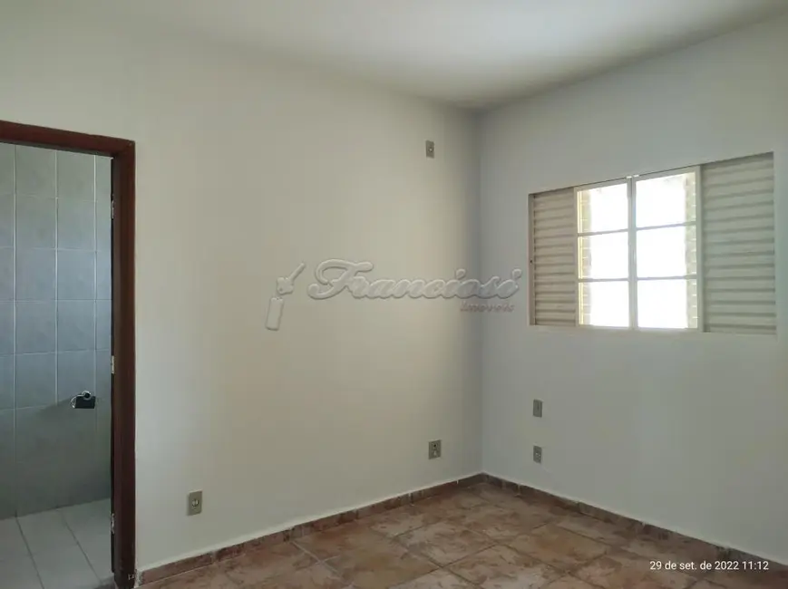 Foto 4 de Casa com 3 quartos à venda, 151m2 em Vila Rio Branco, Itapetininga - SP