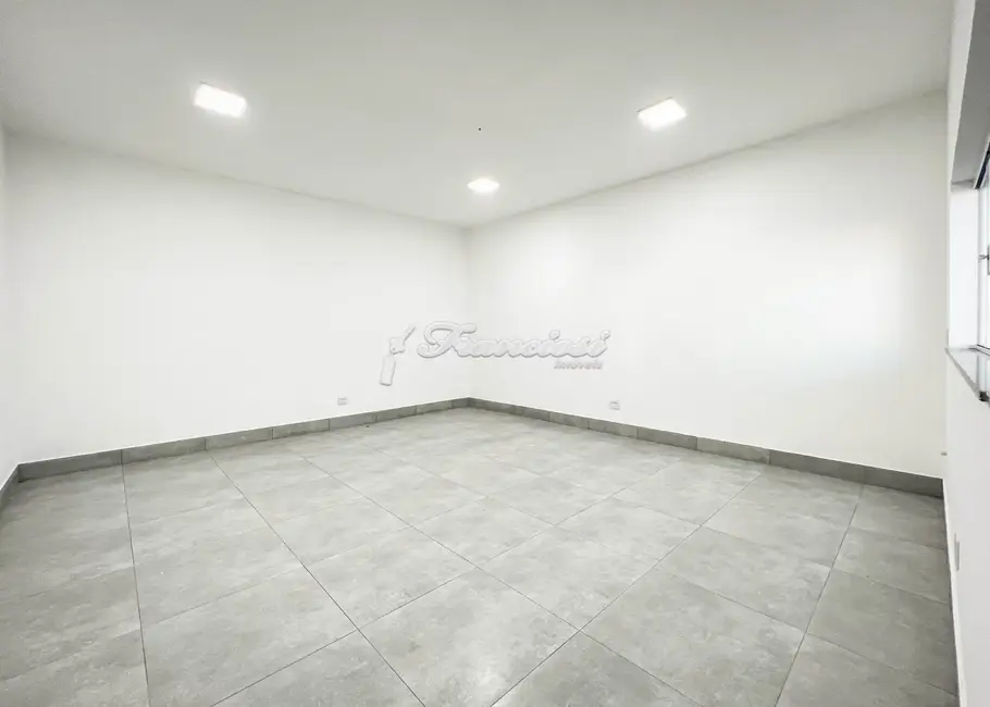 Foto 5 de Sala Comercial para alugar, 1001m2 em Vila Carolina, Itapetininga - SP