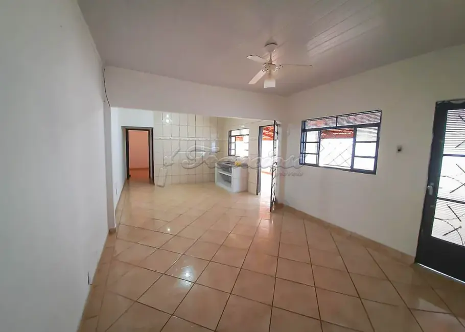 Foto 1 de Casa com 2 quartos à venda, 250m2 em Jardim Monte Santo, Itapetininga - SP