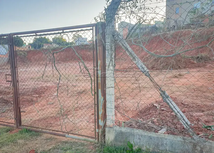 Foto 1 de Fazenda / Haras à venda, 225m2 em Vila Belo Horizonte, Itapetininga - SP