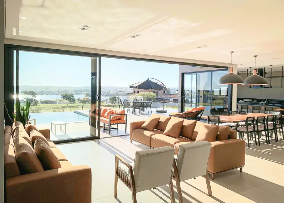 Casa de Condomínio com 5 quartos à venda, 1260m2 em Itai - SP - imagem 1 Foto 1 de Casa de Condomínio com 5 quartos à venda, 1260m2 em Itai - SP