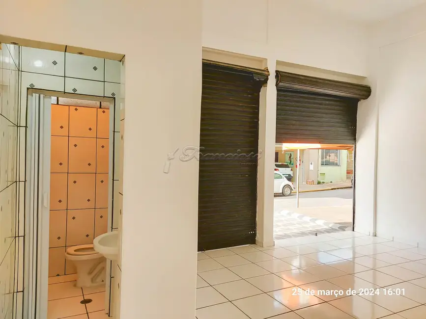 Foto 4 de Prédio Inteiro para alugar, 29m2 em Centro, Itapetininga - SP