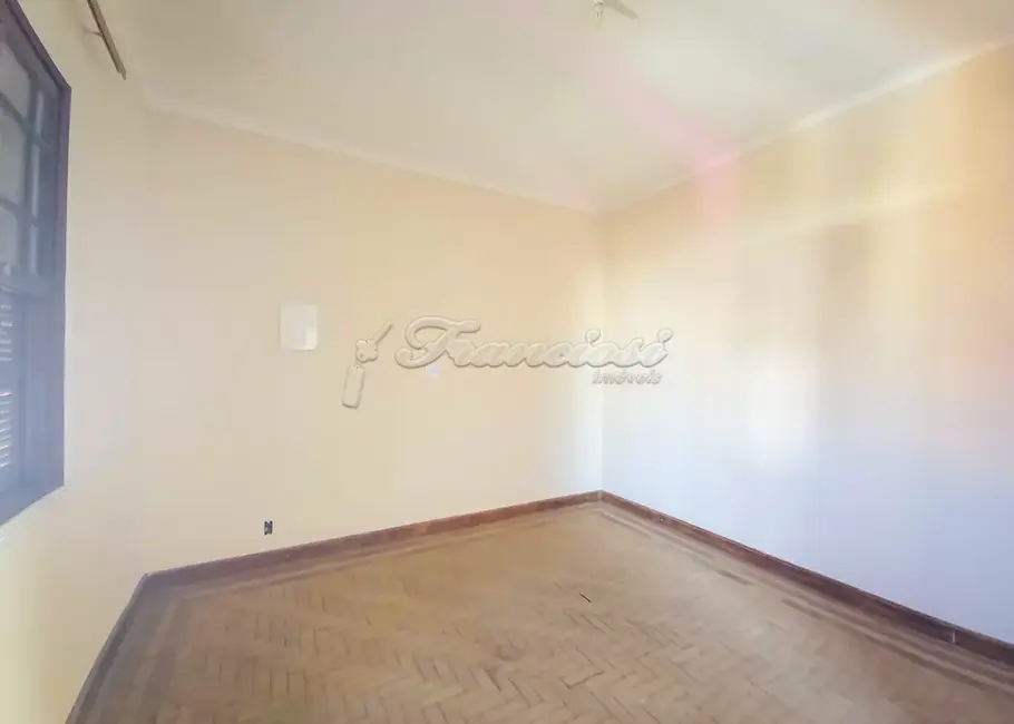 Foto 2 de Casa com 4 quartos à venda, 725m2 em Centro, Itapetininga - SP