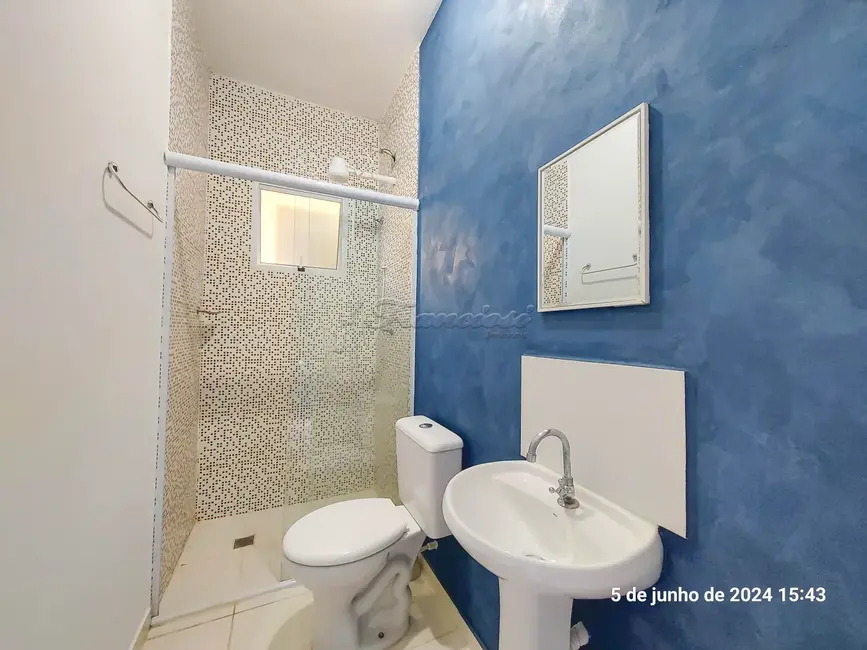 Foto 4 de Casa de Condomínio com 2 quartos para alugar, 43m2 em Vila Belo Horizonte, Itapetininga - SP