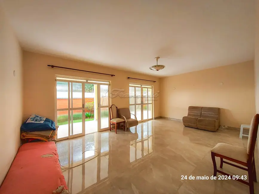 Casa com 3 quartos à venda, 322m2 em Vila Santana, Itapetininga - SP - imagem 6 Foto 6 de Casa com 3 quartos à venda, 322m2 em Vila Santana, Itapetininga - SP