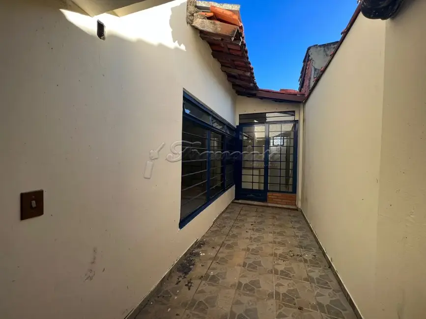 Foto 13 de Casa com 5 quartos para alugar, 200m2 em Vila Aurora, Itapetininga - SP