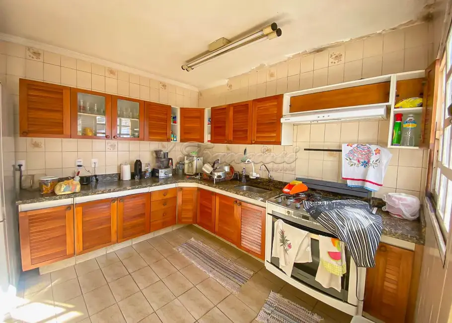 Casa com 3 quartos à venda, 150m2 em Jardim Itália, Itapetininga - SP - imagem 5 Foto 5 de Casa com 3 quartos à venda, 150m2 em Jardim Itália, Itapetininga - SP