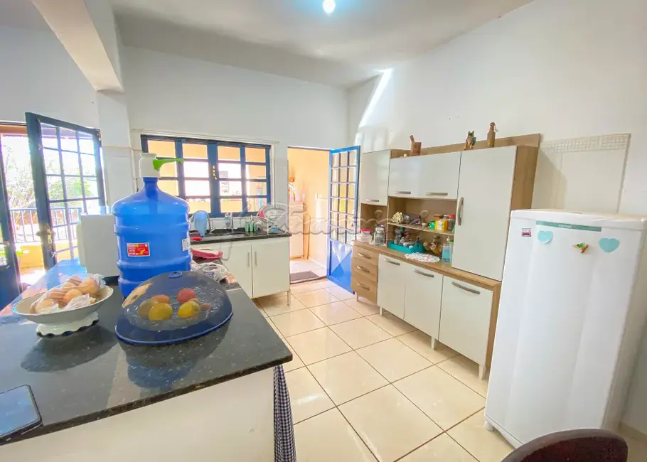 Casa com 2 quartos à venda, 300m2 em Itapetininga - SP - imagem 2 Foto 2 de Casa com 2 quartos à venda, 300m2 em Itapetininga - SP