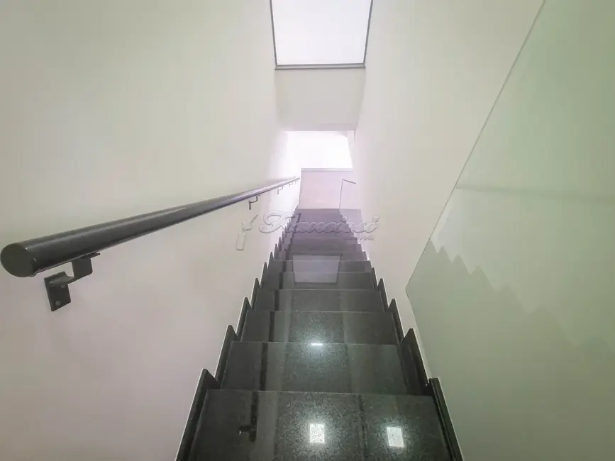 Casa de Condomínio com 3 quartos à venda, 300m2 em Jardim Marabá, Itapetininga - SP - imagem 6 Foto 6 de Casa de Condomínio com 3 quartos à venda, 300m2 em Jardim Marabá, Itapetininga - SP