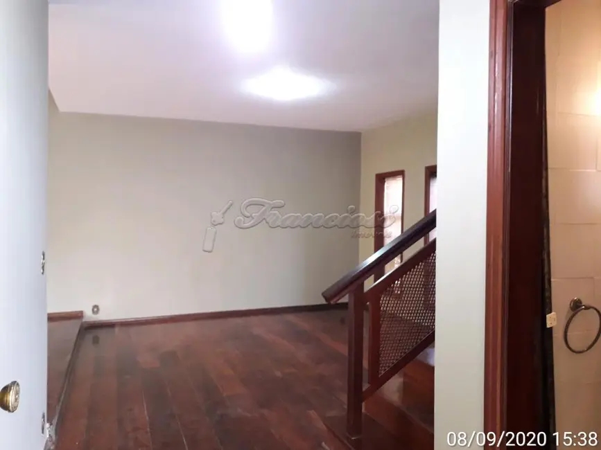 Casa com 3 quartos à venda, 182m2 em Vila Barth, Itapetininga - SP - imagem 4 Foto 4 de Casa com 3 quartos à venda, 182m2 em Vila Barth, Itapetininga - SP