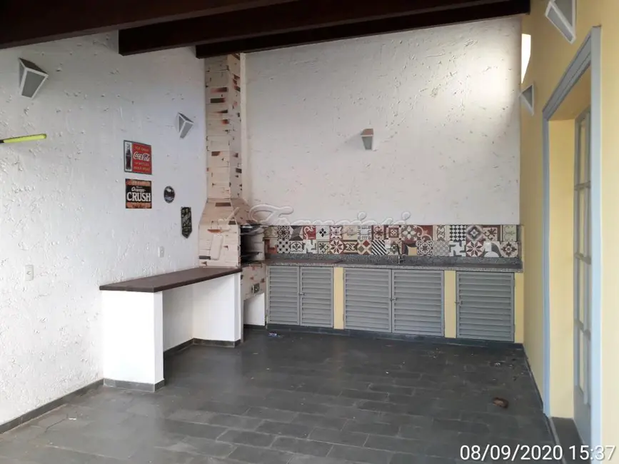 Casa com 3 quartos à venda, 182m2 em Vila Barth, Itapetininga - SP - imagem 3 Foto 3 de Casa com 3 quartos à venda, 182m2 em Vila Barth, Itapetininga - SP