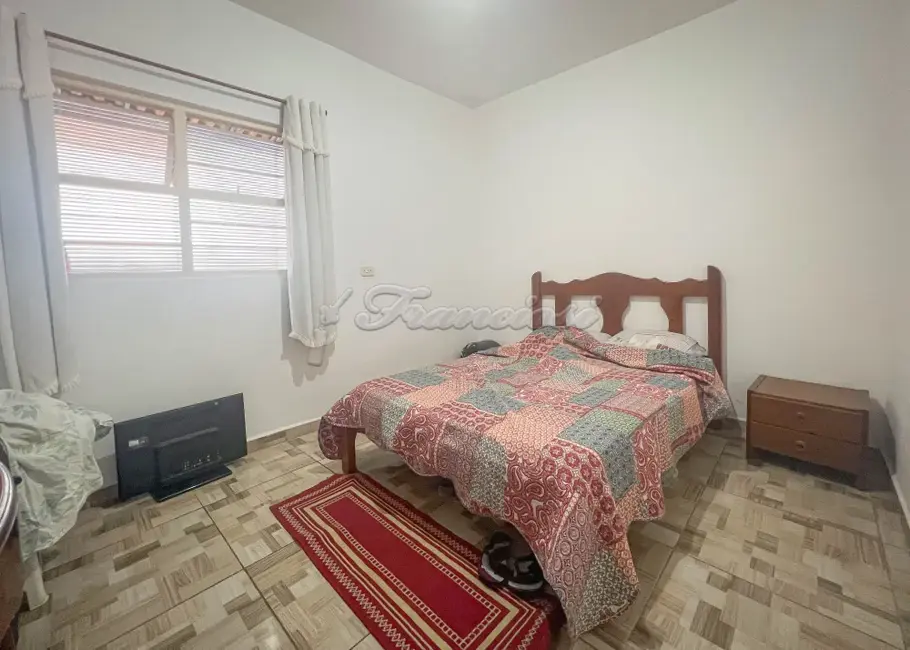 Casa com 3 quartos à venda, 125m2 em Itapetininga - SP - imagem 3 Foto 3 de Casa com 3 quartos à venda, 125m2 em Itapetininga - SP