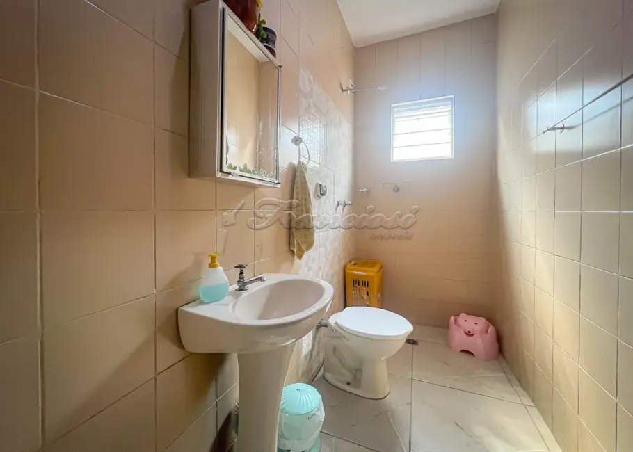 Casa com 3 quartos à venda, 125m2 em Itapetininga - SP - imagem 5 Foto 5 de Casa com 3 quartos à venda, 125m2 em Itapetininga - SP