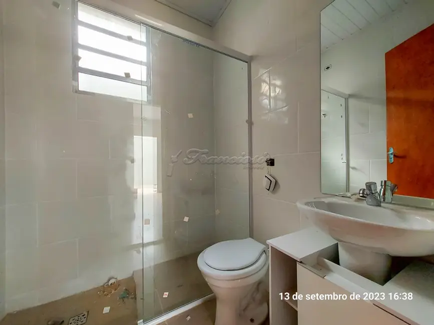 Casa com 6 quartos para alugar, 212m2 em Vila Santa Isabel, Itapetininga - SP - imagem 5 Foto 5 de Casa com 6 quartos para alugar, 212m2 em Vila Santa Isabel, Itapetininga - SP