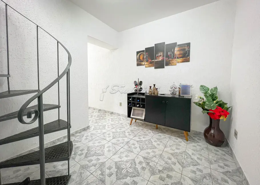 Casa com 3 quartos à venda, 300m2 em Vila Nova, Itapetininga - SP - imagem 7 Foto 7 de Casa com 3 quartos à venda, 300m2 em Vila Nova, Itapetininga - SP