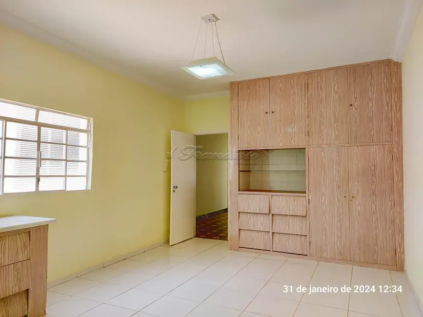 Casa com 3 quartos à venda, 248m2 em Vila Rosa, Itapetininga - SP - imagem 8 Foto 8 de Casa com 3 quartos à venda, 248m2 em Vila Rosa, Itapetininga - SP
