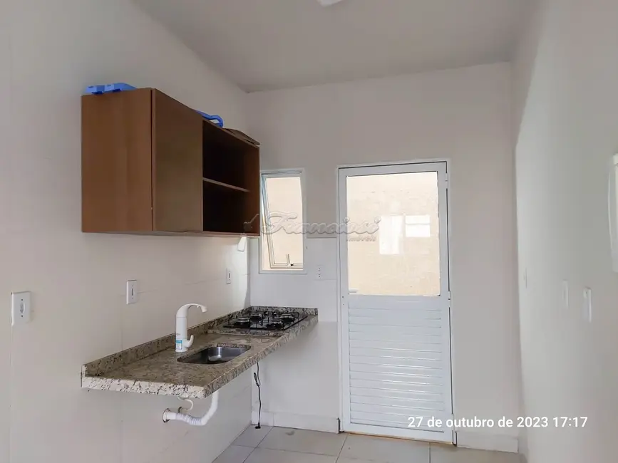 Casa de Condomínio com 2 quartos à venda, 86m2 em Vila Arruda, Itapetininga - SP - imagem 2 Foto 2 de Casa de Condomínio com 2 quartos à venda, 86m2 em Vila Arruda, Itapetininga - SP
