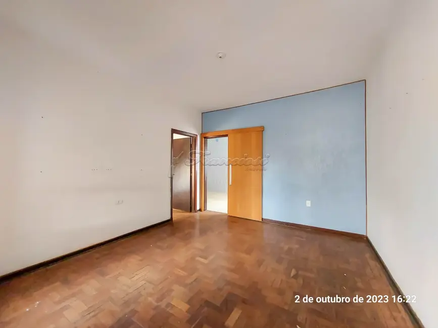 Foto 1 de Casa com 2 quartos para alugar, 125m2 em Centro, Itapetininga - SP
