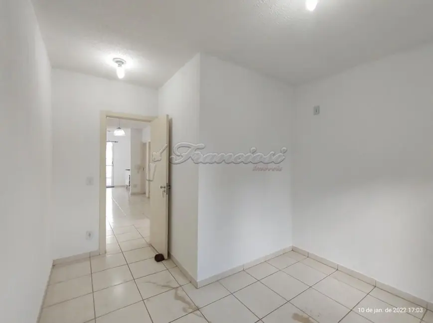 Casa de Condomínio com 3 quartos à venda, 54m2 em Vila Progresso, Itapetininga - SP - imagem 4 Foto 4 de Casa de Condomínio com 3 quartos à venda, 54m2 em Vila Progresso, Itapetininga - SP