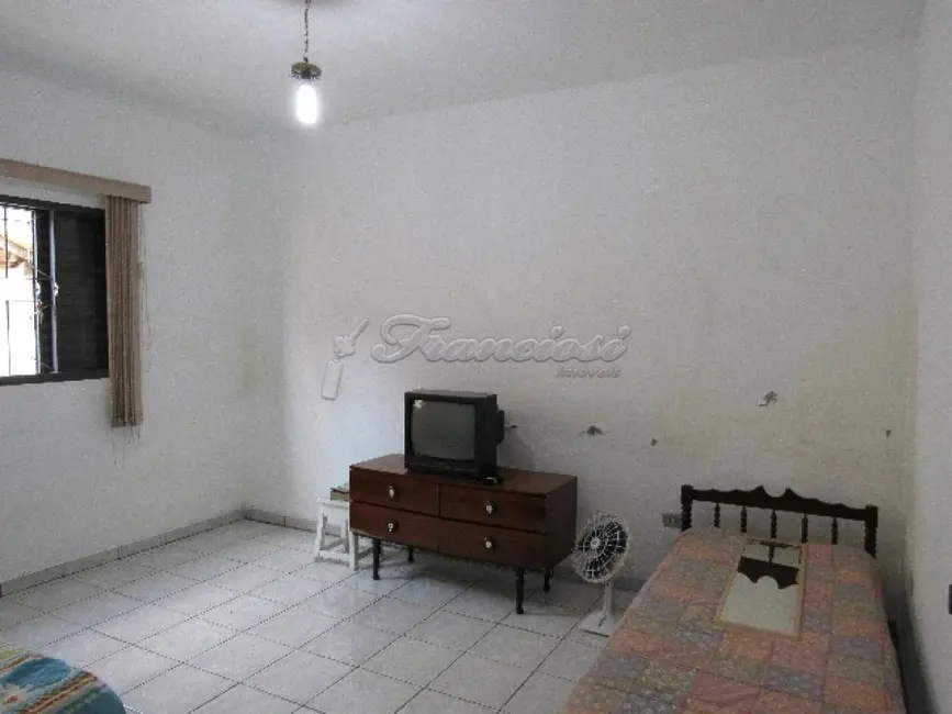 Casa com 2 quartos à venda, 150m2 em Jardim Fogaça, Itapetininga - SP - imagem 6 Foto 6 de Casa com 2 quartos à venda, 150m2 em Jardim Fogaça, Itapetininga - SP