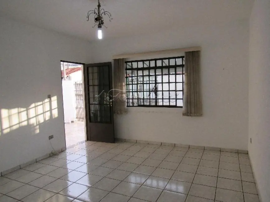 Foto 1 de Casa com 2 quartos à venda, 150m2 em Jardim Fogaça, Itapetininga - SP