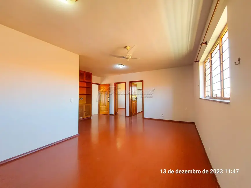 Casa com 4 quartos à venda, 300m2 em Jardim Itália, Itapetininga - SP - imagem 7 Foto 7 de Casa com 4 quartos à venda, 300m2 em Jardim Itália, Itapetininga - SP