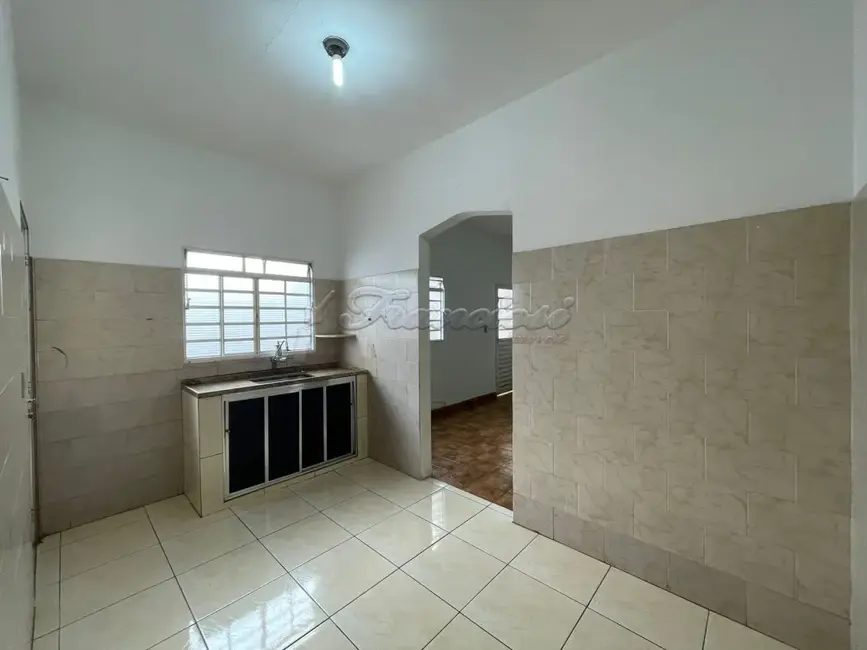 Casa com 3 quartos à venda, 298m2 em Vila Vendramini, Itapetininga - SP - imagem 3 Foto 3 de Casa com 3 quartos à venda, 298m2 em Vila Vendramini, Itapetininga - SP