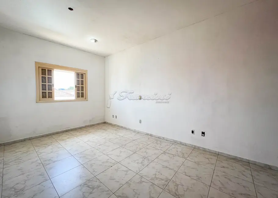 Foto 7 de Casa com 2 quartos à venda, 55m2 em Centro, Itapetininga - SP