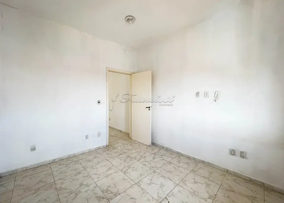 Foto 4 de Casa com 2 quartos à venda, 55m2 em Centro, Itapetininga - SP