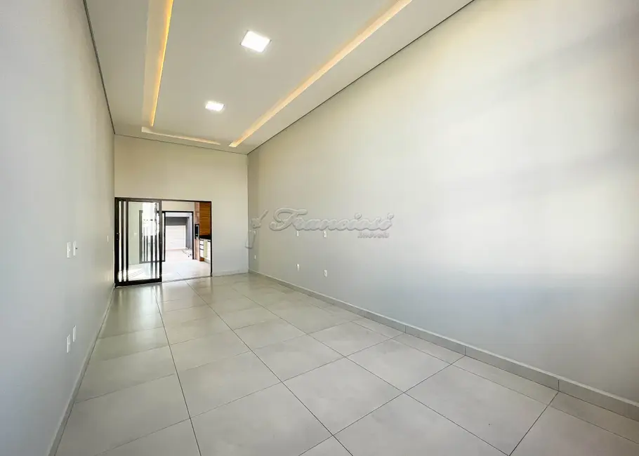 Foto 2 de Casa de Condomínio com 2 quartos à venda, 188m2 em Vila Progresso, Itapetininga - SP