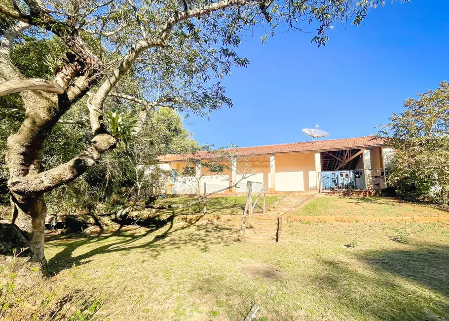 Foto 8 de Fazenda / Haras com 2 quartos à venda, 1000m2 em Itapetininga - SP