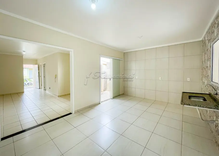 Casa de Condomínio com 2 quartos à venda, 41m2 em Vila Progresso, Itapetininga - SP - imagem 4 Foto 4 de Casa de Condomínio com 2 quartos à venda, 41m2 em Vila Progresso, Itapetininga - SP