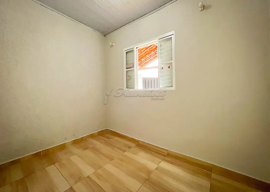 Casa com 4 quartos à venda, 156m2 em Vila Regina, Itapetininga - SP - imagem 6 Foto 6 de Casa com 4 quartos à venda, 156m2 em Vila Regina, Itapetininga - SP