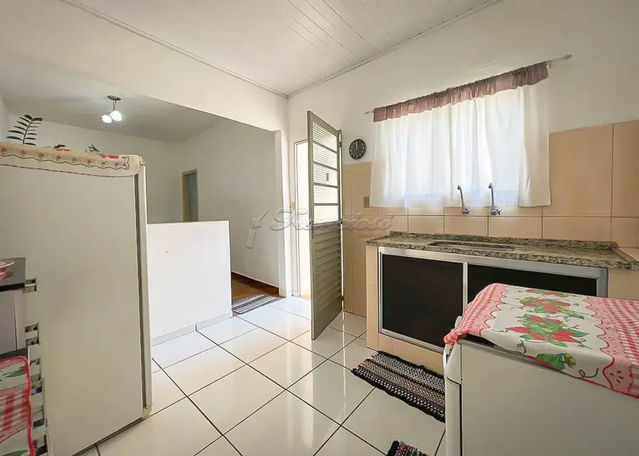 Foto 6 de Casa com 5 quartos à venda, 250m2 em Vila Nova Itapetininga, Itapetininga - SP