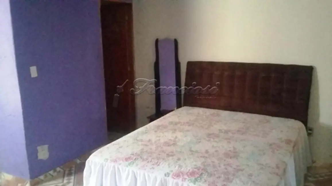 Casa com 2 quartos à venda, 80m2 em Jardim Nova Era, Itapetininga - SP - imagem 8 Foto 8 de Casa com 2 quartos à venda, 80m2 em Jardim Nova Era, Itapetininga - SP